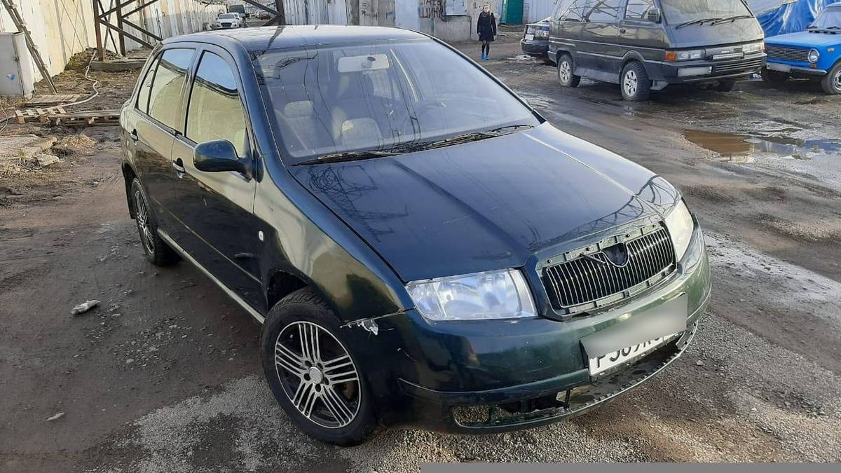 Купить Skoda Fabia I хэтчбек 5 дв., 2002 года, цвет: Зеленый, за 140000  руб. в Санкт-Петербурге